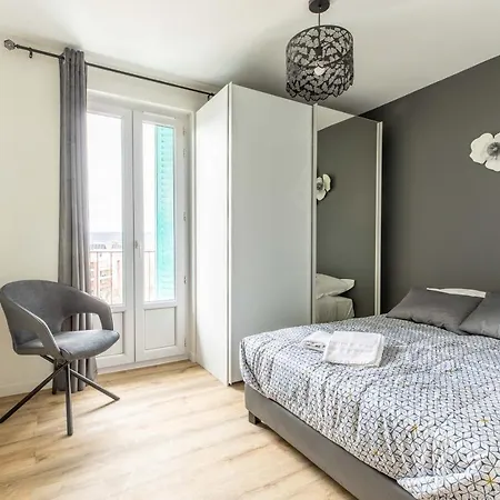 New F5 Neuf Cosy Lumineux Proche Siege Michelin クレルモン・フェラン