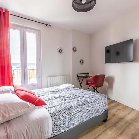 New F5 Neuf Cosy Lumineux Proche Siege Michelin アパート