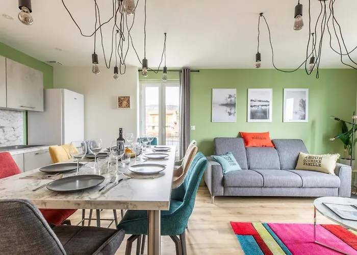 New F5 Neuf Cosy Lumineux Proche Siege Michelin Daire *