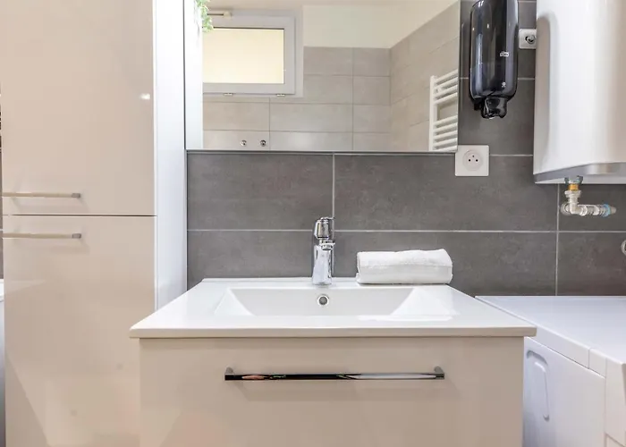 New F5 Neuf Cosy Lumineux Proche Siege Michelin * Clermont-Ferrand